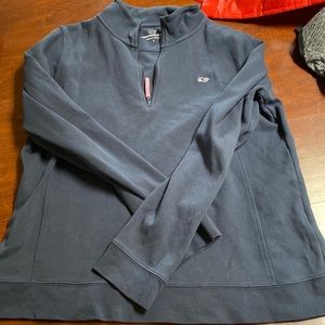 Vineyard vines size large